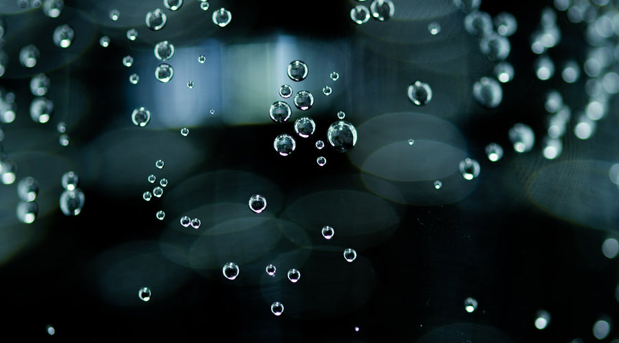 Ist Mineralwasser schlecht für die Zähne